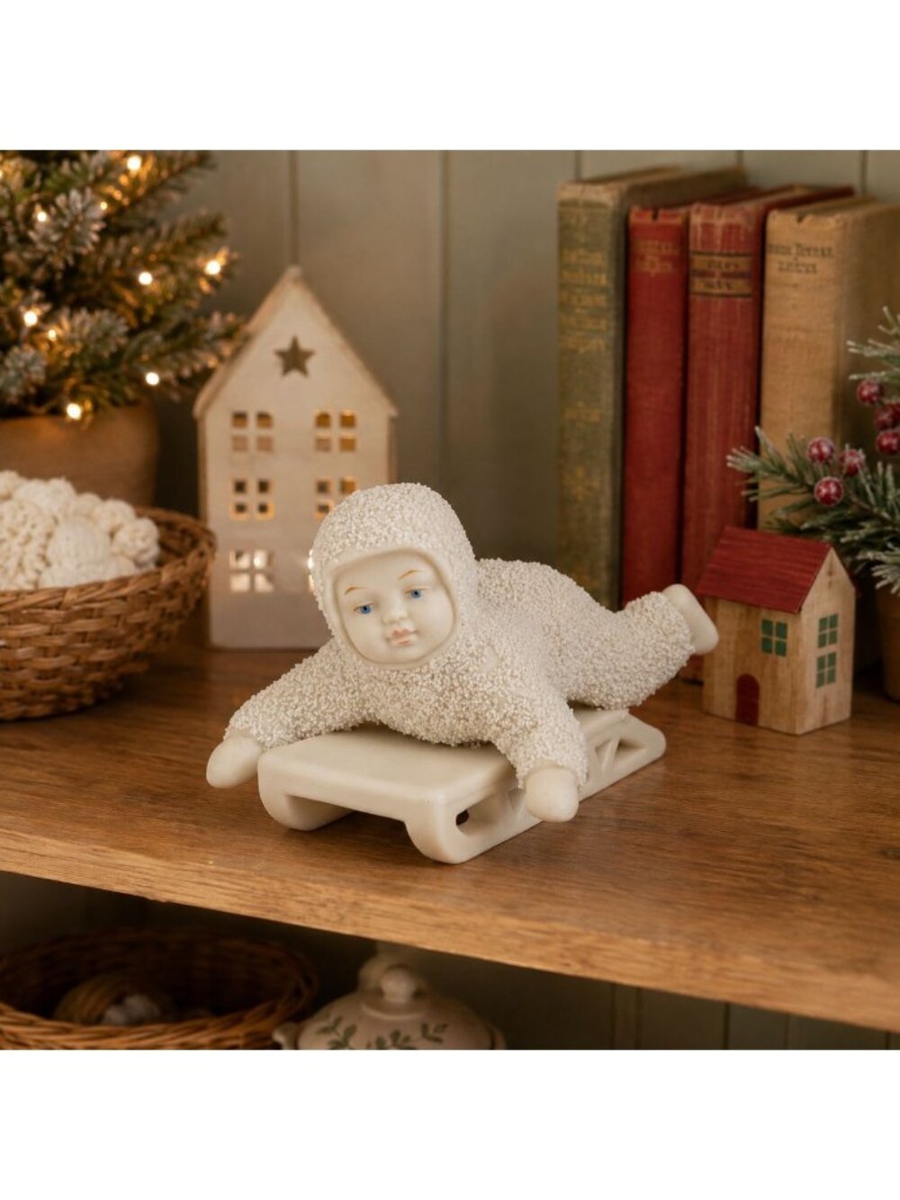 Dept 56 Snowbabies 79561 Children in Snowsuits Porcelain Figurines Hold On Tight